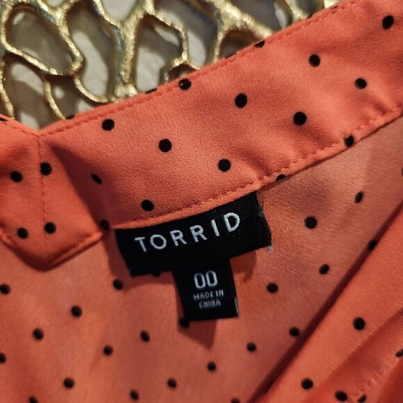 Torrid Sophie Corral Polkadot Black Chiffon Top Sleveless Size 00 - Picture 5 of 6